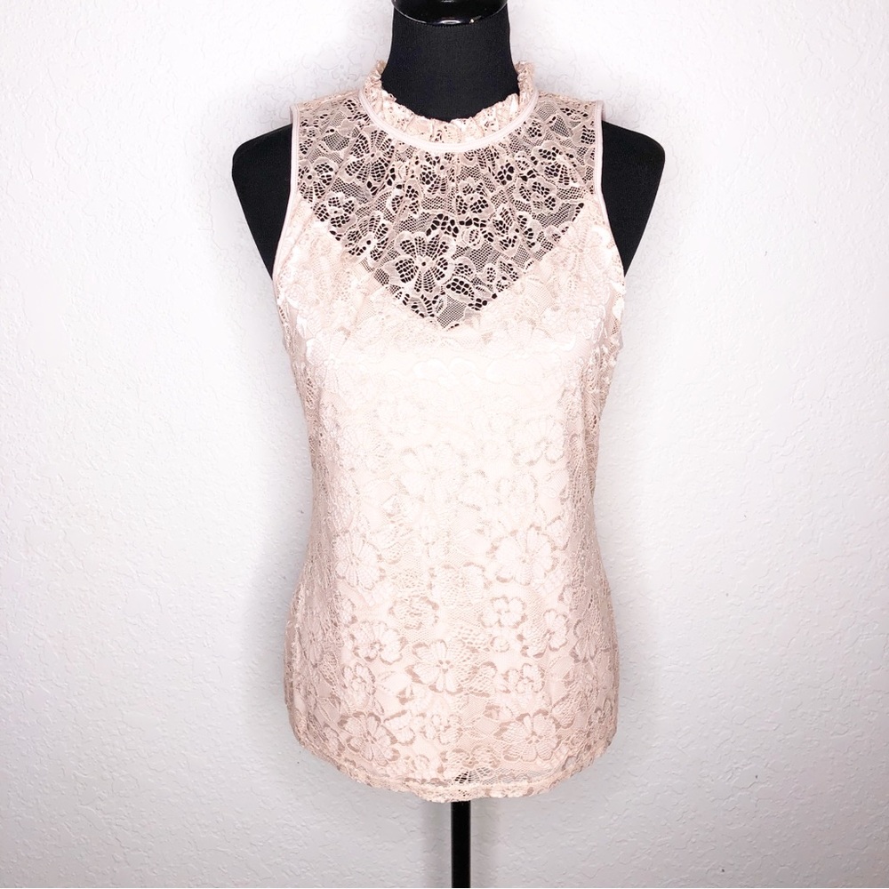 WHBM light pink lace overlay sleeveless top size Small Victorian feminine dainty